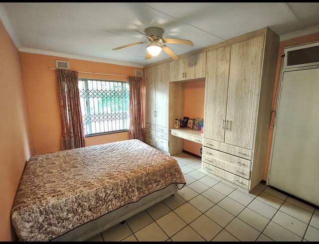 4 BEDROOM FREEHOLD FOR SALE IN FARNINGHAM RIDGE